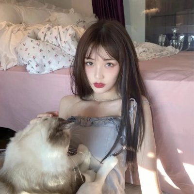 五旬老太整顿家门